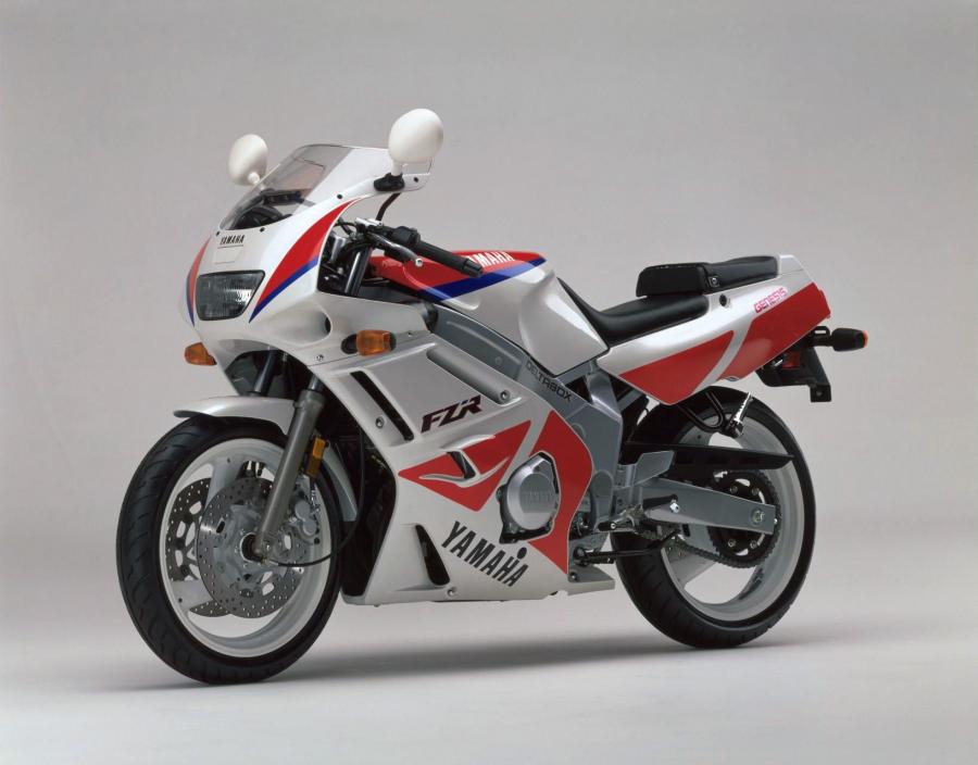 Yamaha FZR600